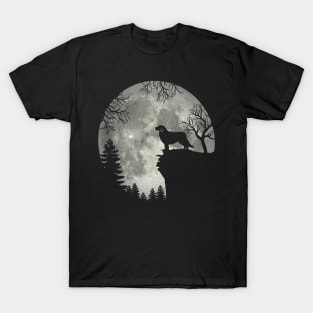 Great Pyrenees Dog And Moon Scary Halloween T-Shirt